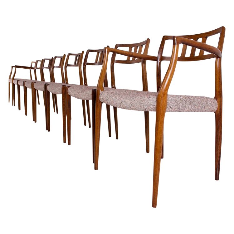 8 sedie in palissandro di Niels Otto Moller.