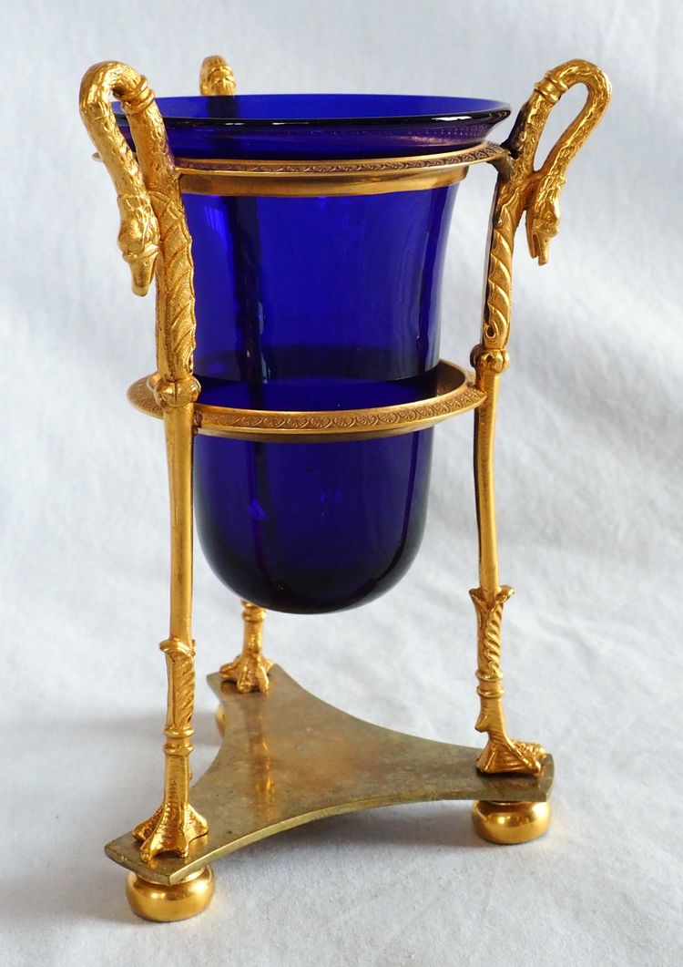 Empire period Athenian vase, gilded bronze and blue crystal, swan neck decoration