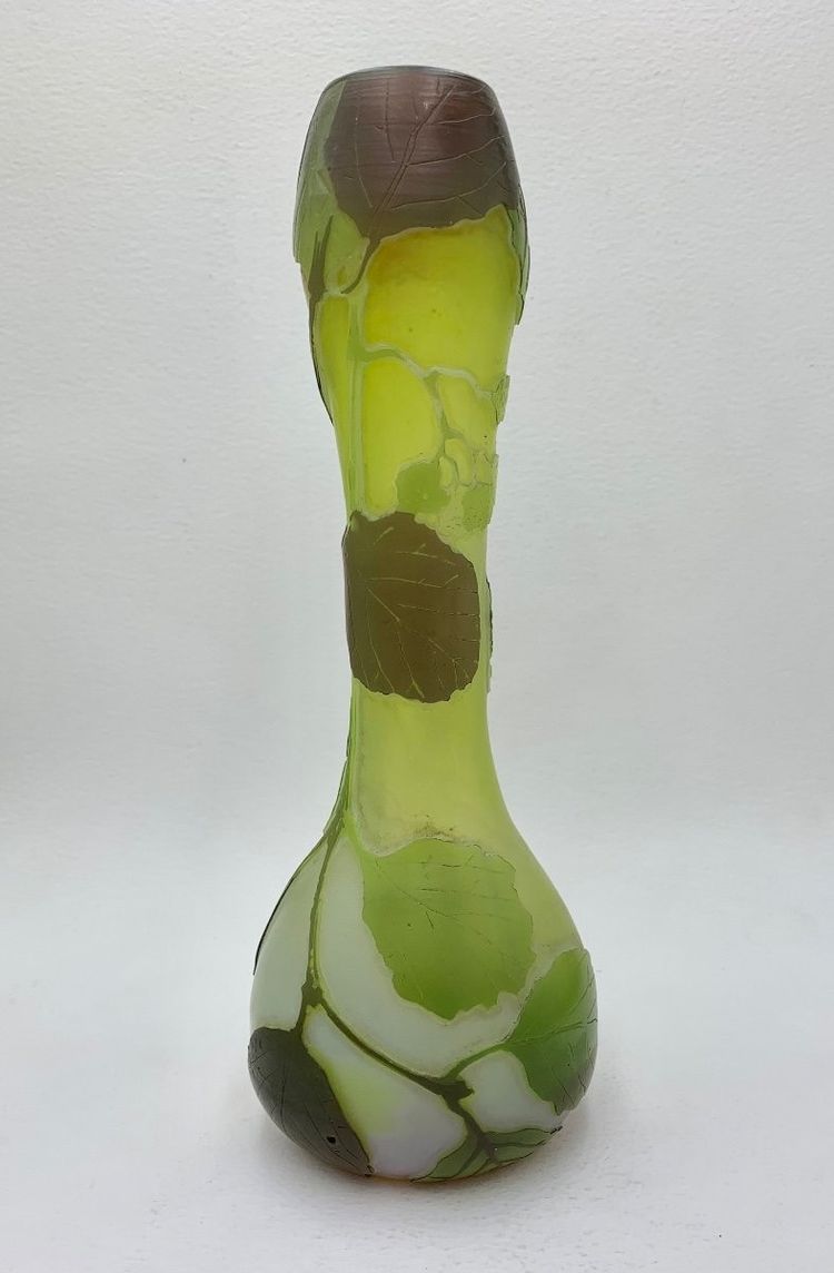 Legras, Vase mit Haselnusszweig-Dekor