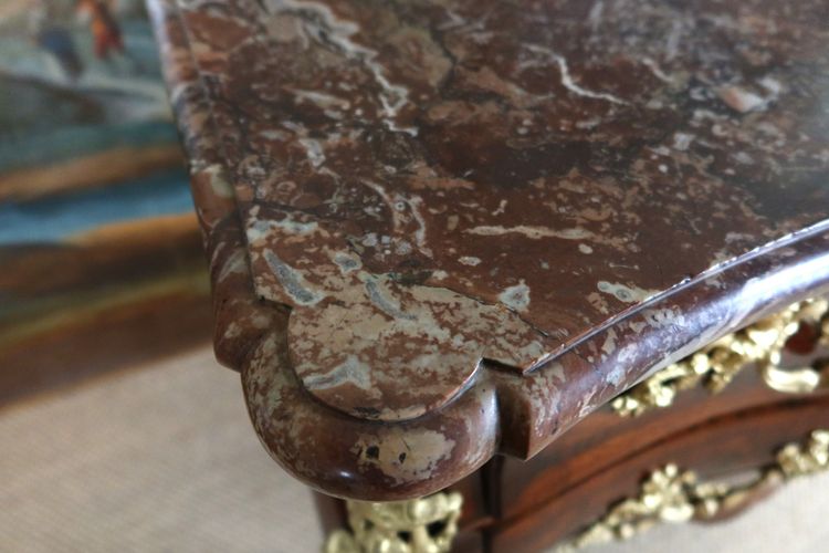 Commode tombeau à la régence époque XVIIIème siècle