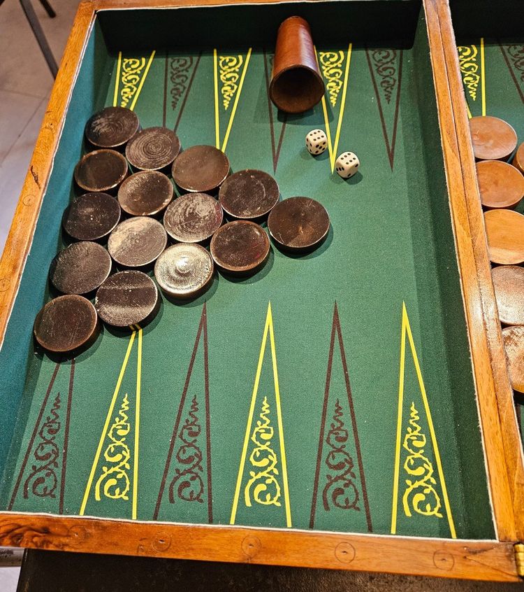 Gioco del backgammon - Fine del XIX secolo.