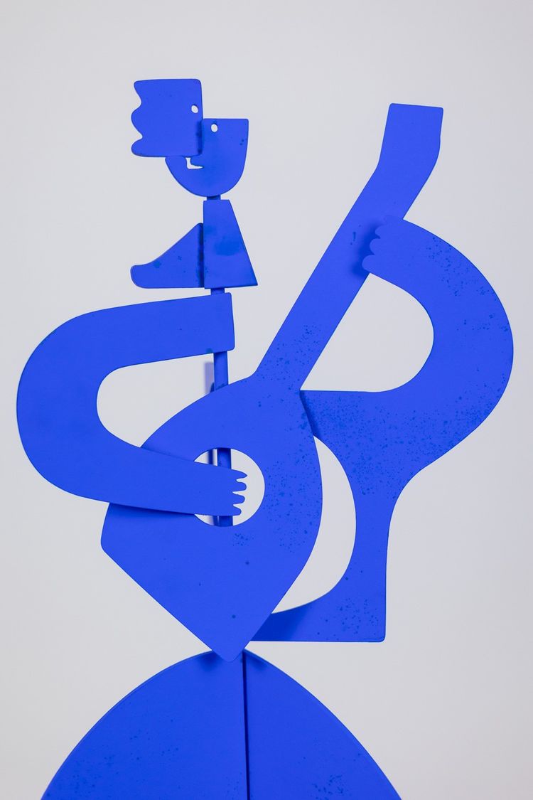 Antonino di San Pietro. Scultura "Mr Guitar". Contemporaneo. Codice articolo: LS6246487A