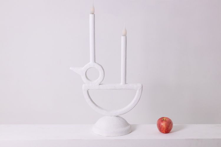 Lampada in gesso “cui-cui”. Piccola serie di opere di un artista francese. Codice articolo: LS6253611ALS6253611A