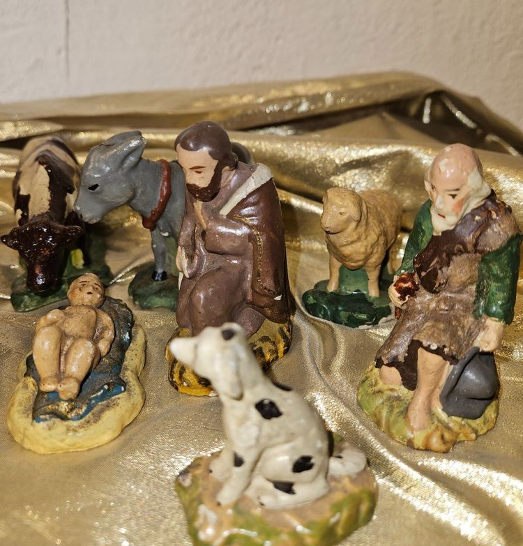 Polychrome Plaster Nativity Scene, Early 20th Century.