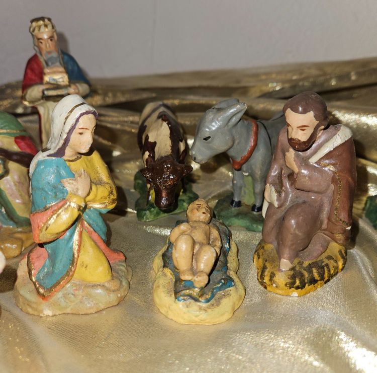 Polychrome Plaster Nativity Scene, Early 20th Century.