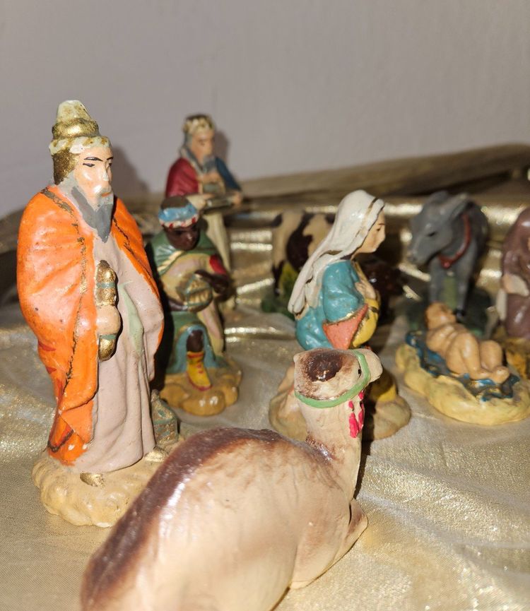 Polychrome Plaster Nativity Scene, Early 20th Century.