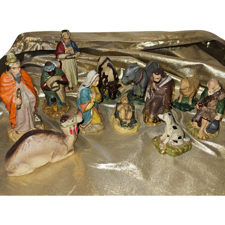 Polychrome Plaster Nativity Scene, Early 20th Century.