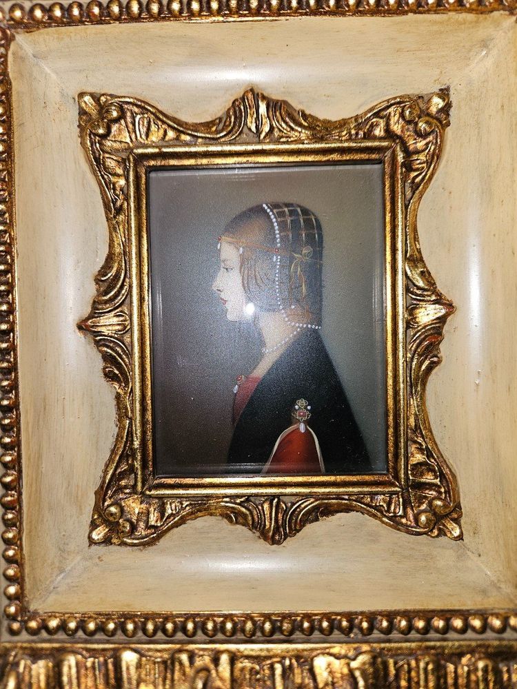 Miniature on Ivory representing Beatrice d'Este, Queen of Hungary - 19th century -