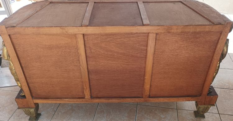 Commode Louis XVI style Jean-Henry Riesener en hêtre bronze et marbre 20ème
