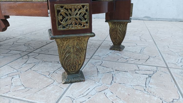 Commode Louis XVI style Jean-Henry Riesener en hêtre bronze et marbre 20ème
