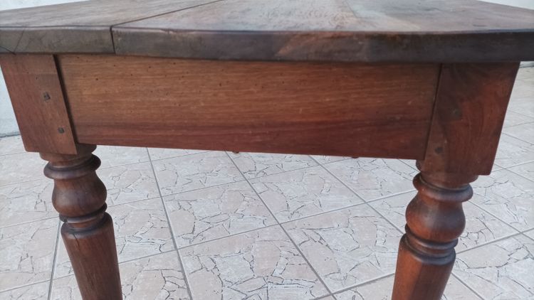 Table en noyer 19ème