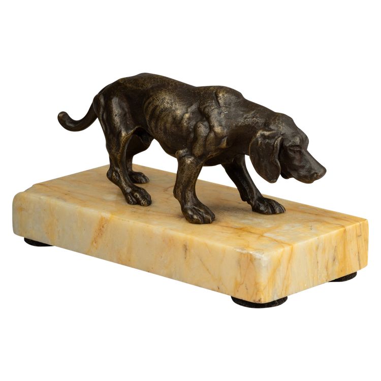 Piccolo bronzo raffigurante un cane da caccia, XIX secolo