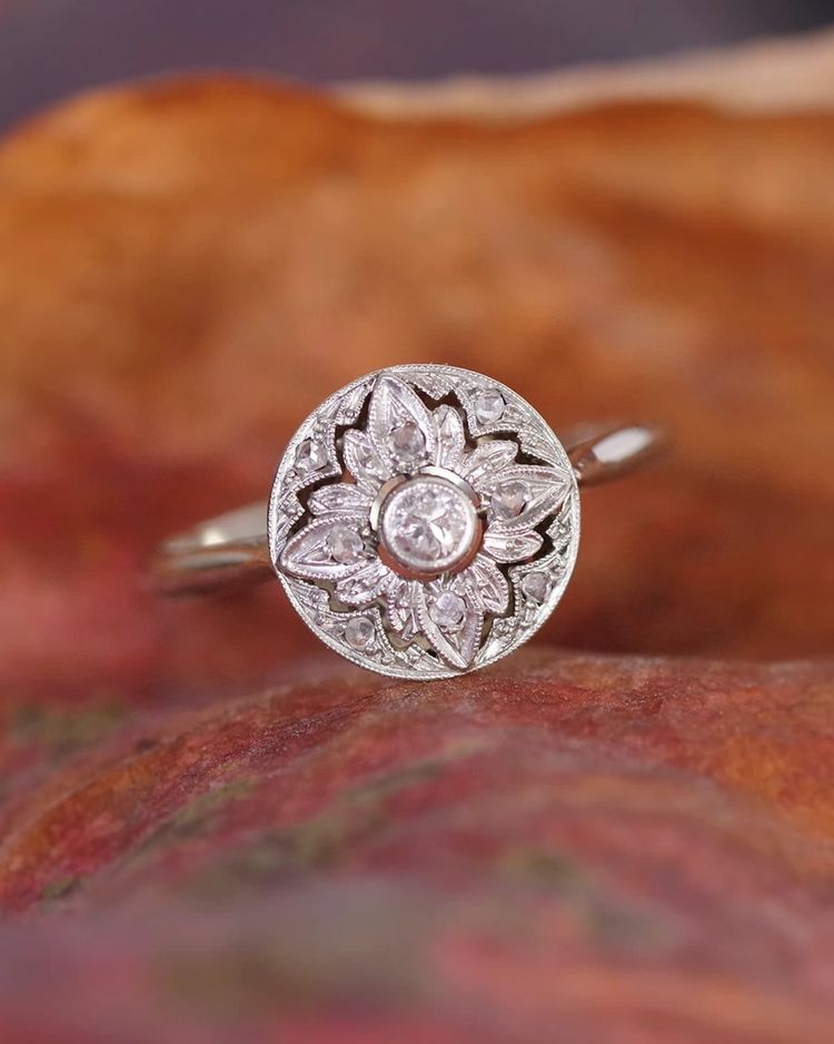 Art Deco Diamant Zielring in 18k Weißgold und Platin, Diamantring, Verlobung, Hochzeit