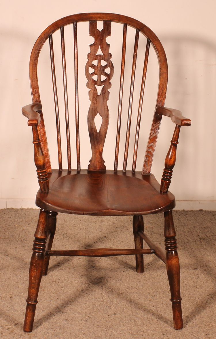 Fauteuil Windsor En Châtaignier Du 19° Siècle