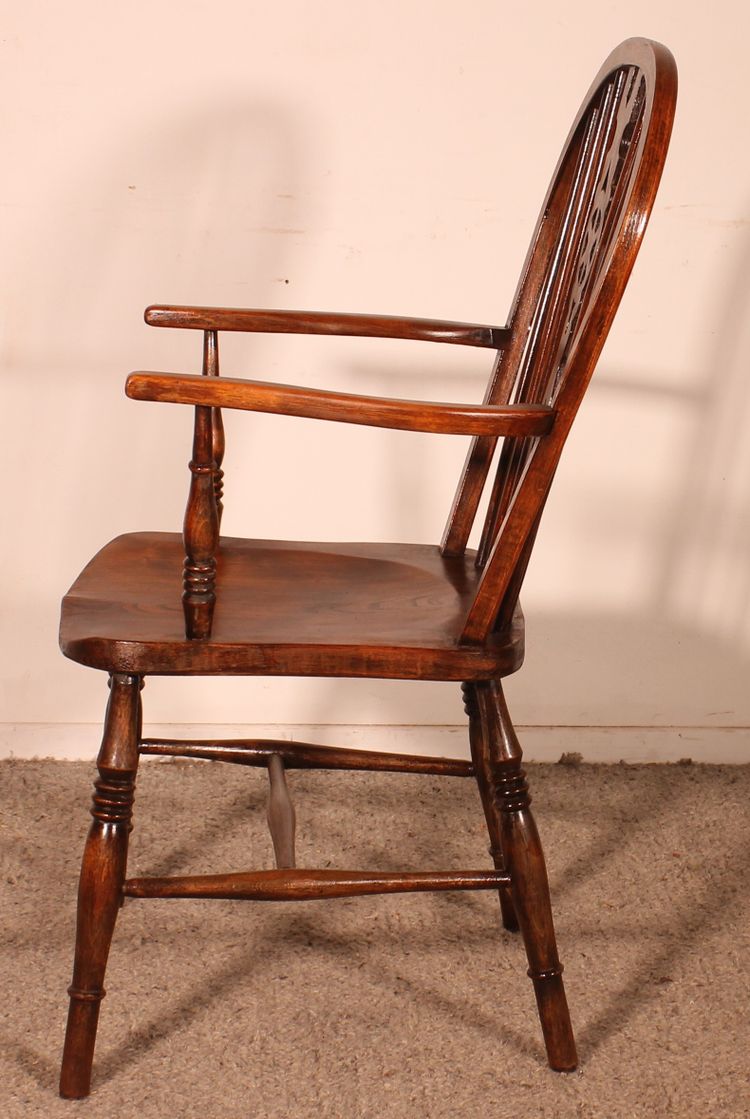 Fauteuil Windsor En Châtaignier Du 19° Siècle