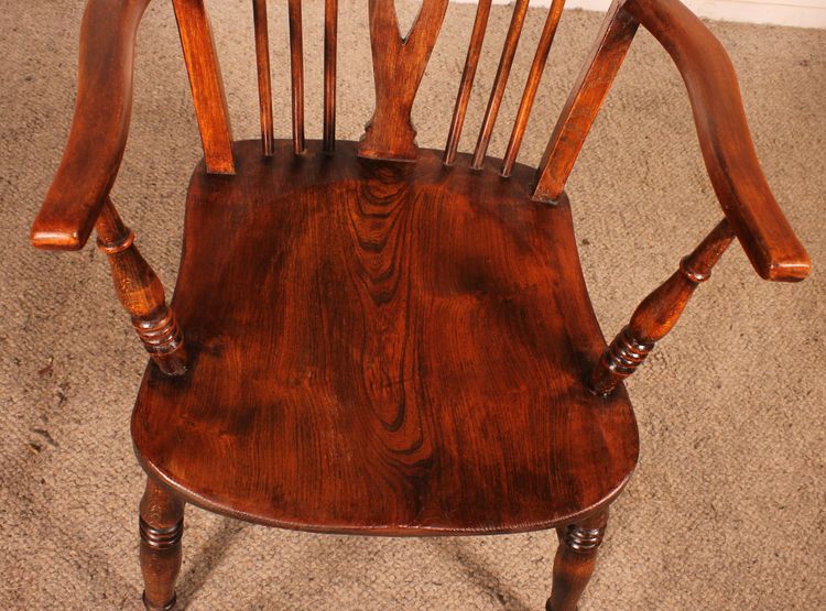 Fauteuil Windsor En Châtaignier Du 19° Siècle