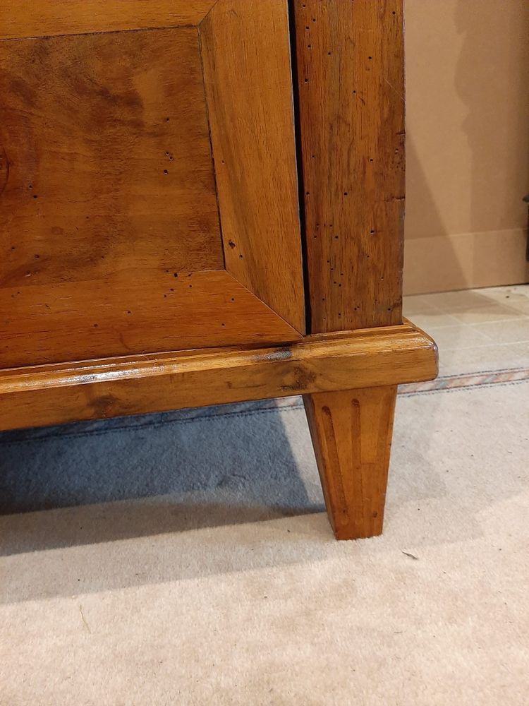 Très belle Commode Style Louis XVI en Ronce de Noyer et Merisier - Période fin XVIII ème