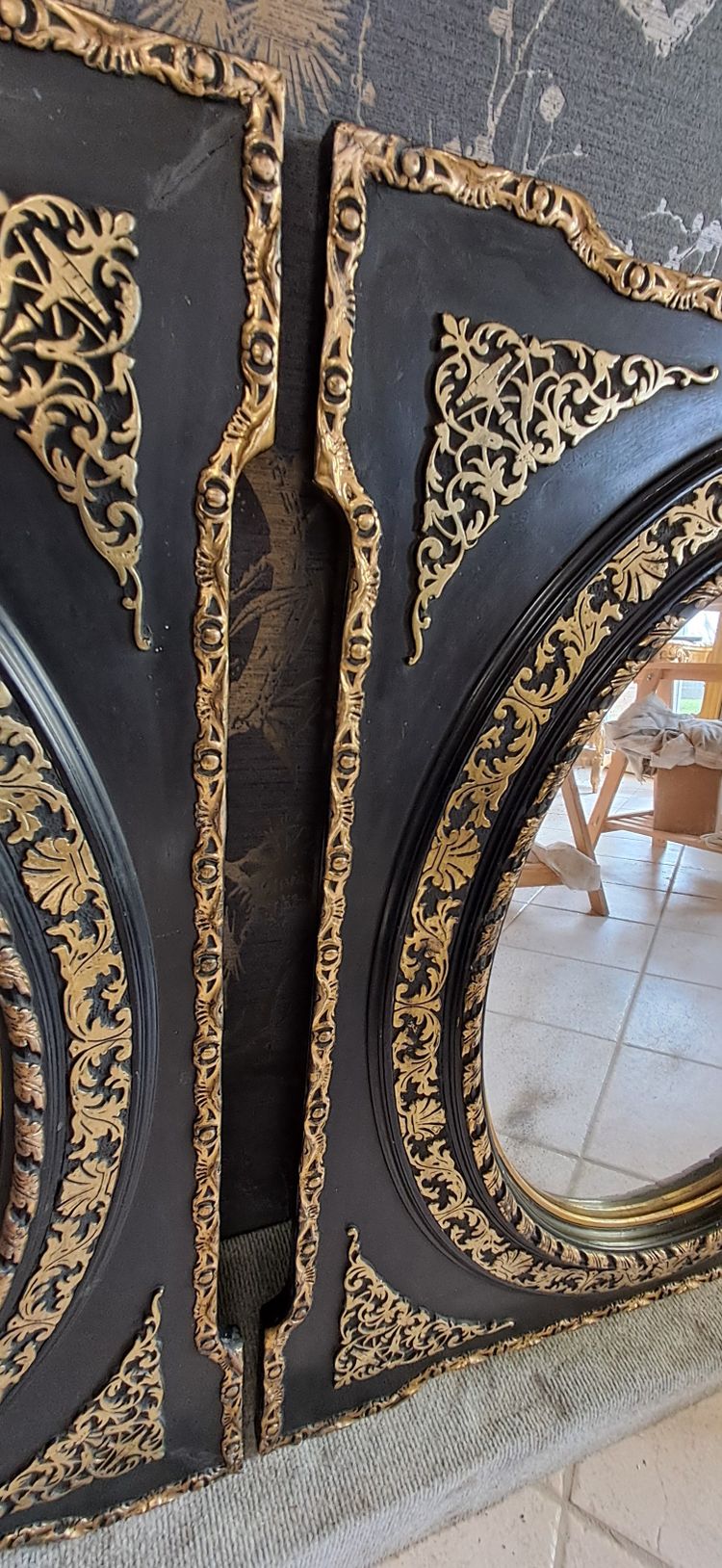 Paire de miroirs Napoléon III 74 x 64