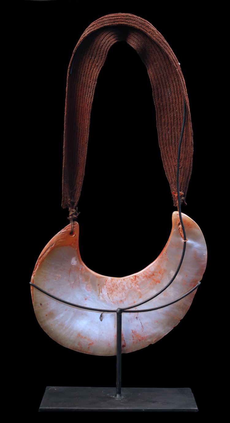 Traditional Kina currency, tribal art, oceanic art, first arts, Papua New Guinea
