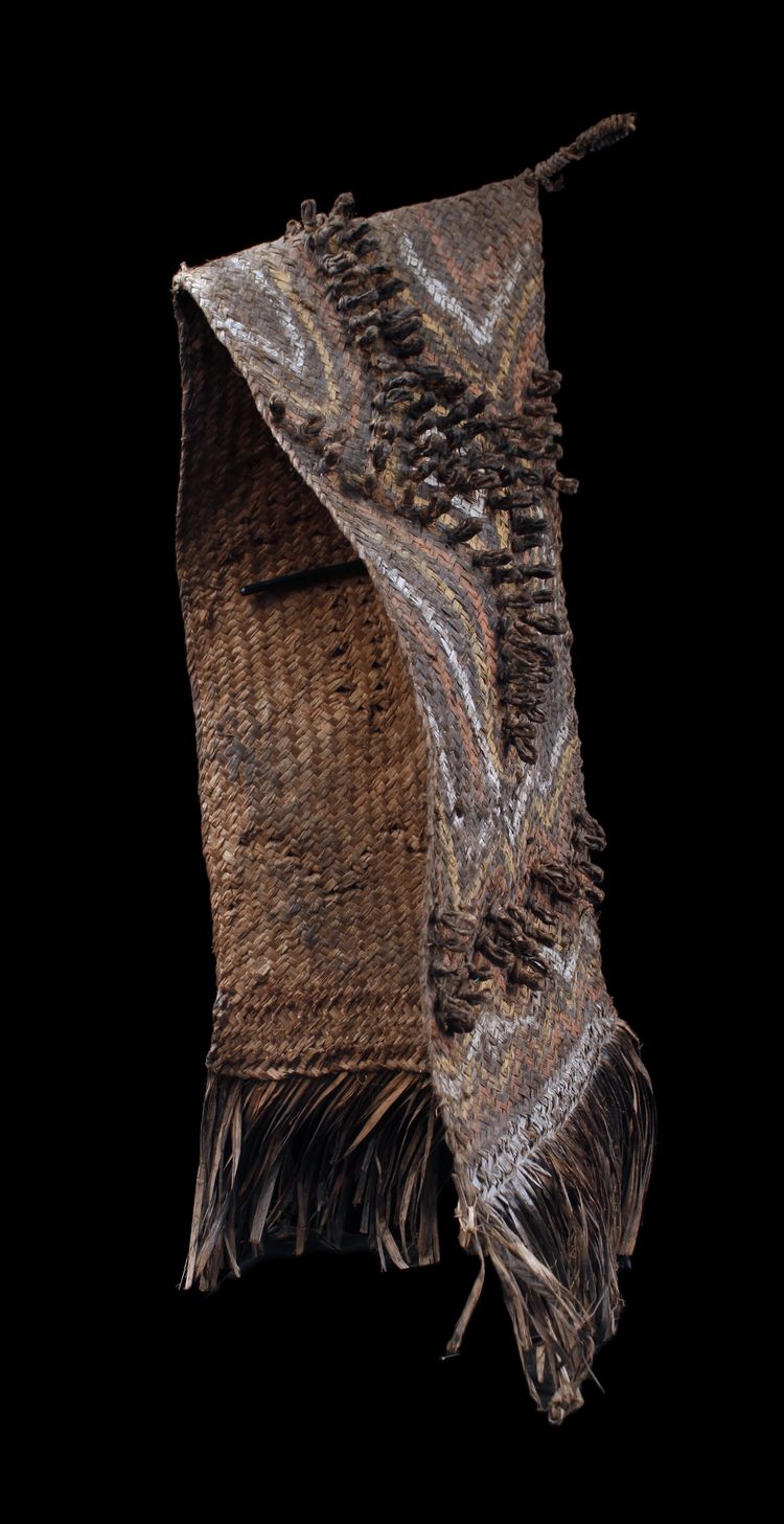 Cape de cérémonie, coiffe traditionnelle, art tribal, art océanien, Papouasie Nouvelle Guinée