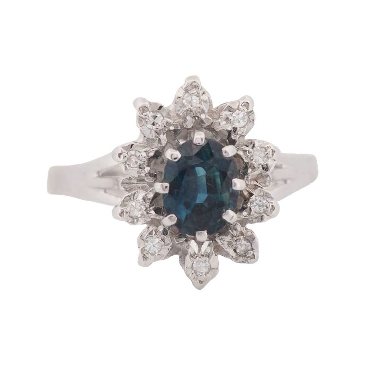 Anello entourage in oro bianco, zaffiri e diamanti