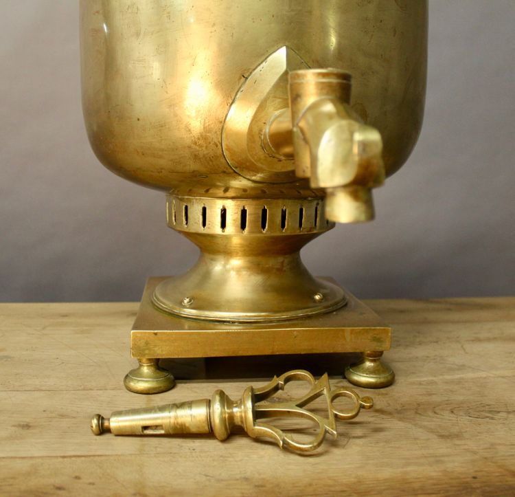 Importante Samovar in rame XIX secolo Pavel Kalinin Mosca