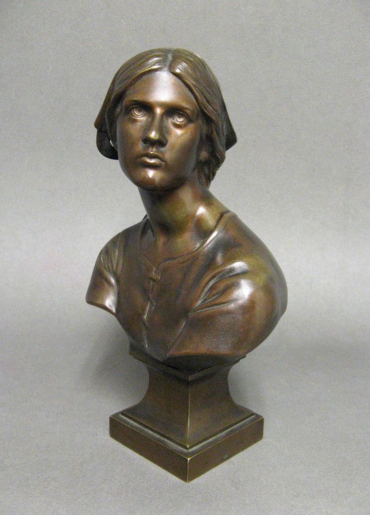 Busto in bronzo di Giovanna d'Arco.
