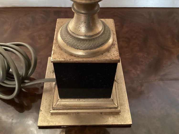 Pair of lamps with ears of corn