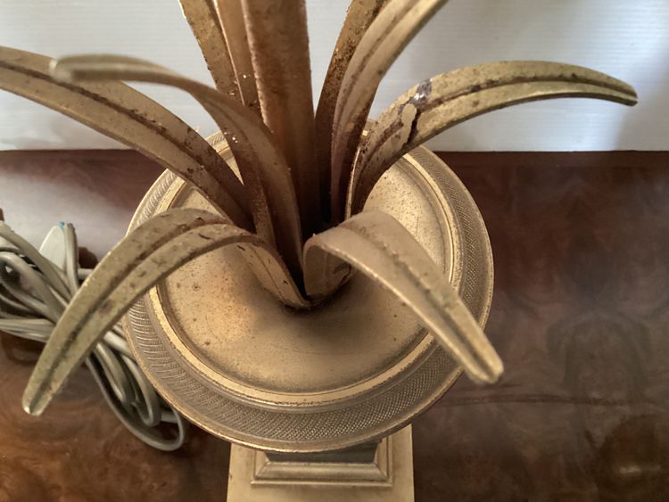 Pair of lamps with ears of corn