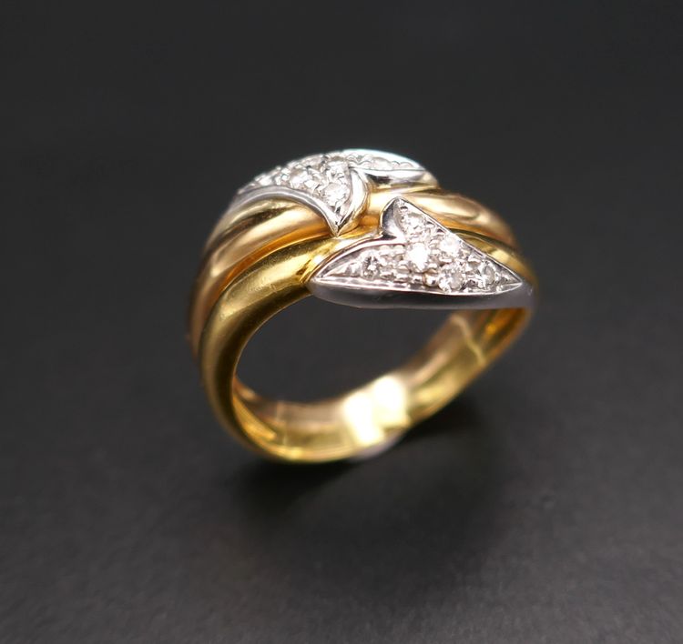 Diamond Ring in Rose Gold, Yellow Gold and 18 Carat White Gold.