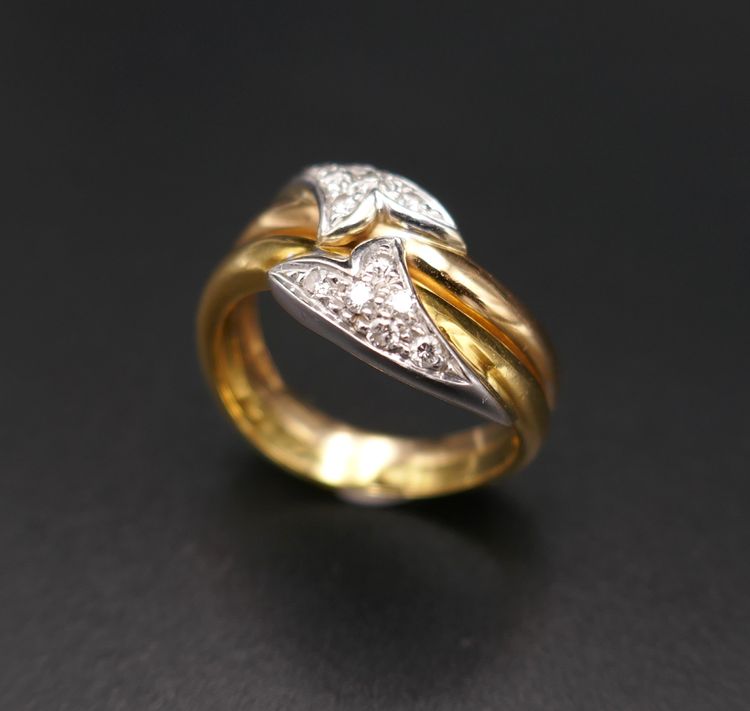 Diamond Ring in Rose Gold, Yellow Gold and 18 Carat White Gold.