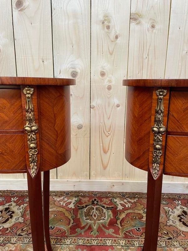 Paire de tables de chevet style Louis XV -Transition