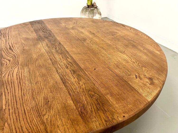 Table basse moderniste circulaire en chêne