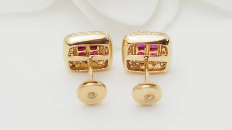 Boucles d'oreilles de luxe en or jaune, rubis et diamants