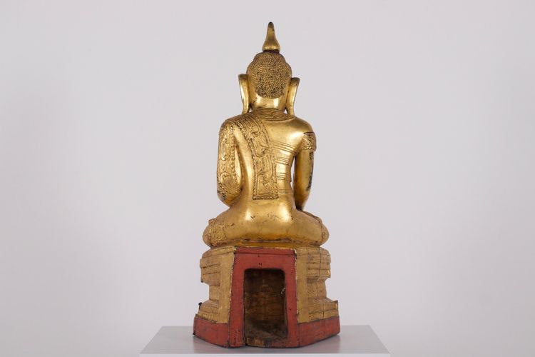 Buddha birmano Maravijaya Shan