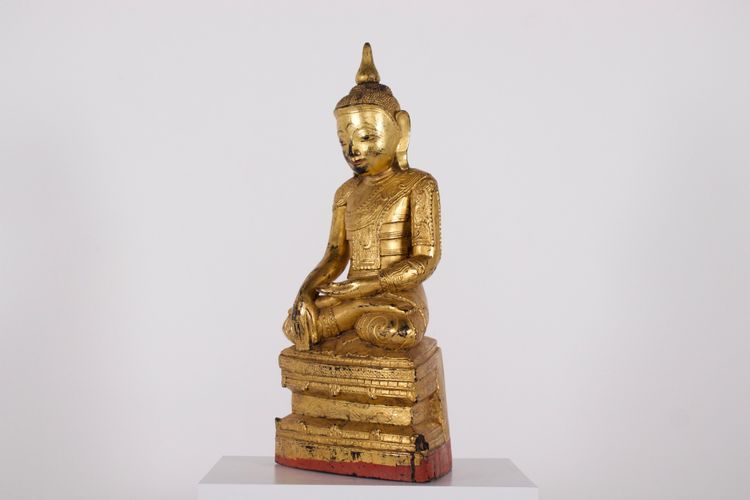 Buddha birmano Maravijaya Shan