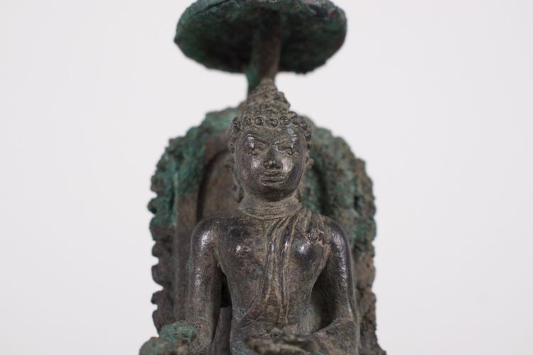Buddha a Chatra, Indonesia