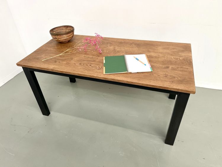 Table à manger années 70 piétement métal