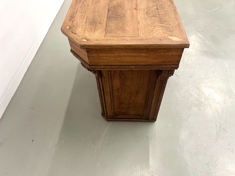 Petit comptoir de commerce ancien en chêne