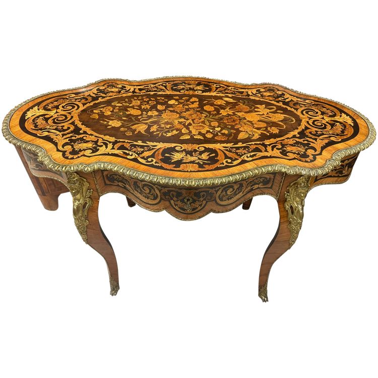 TABLE DE MILIEU VIOLONNEE NAPOLEON III EN MARQUETERIE