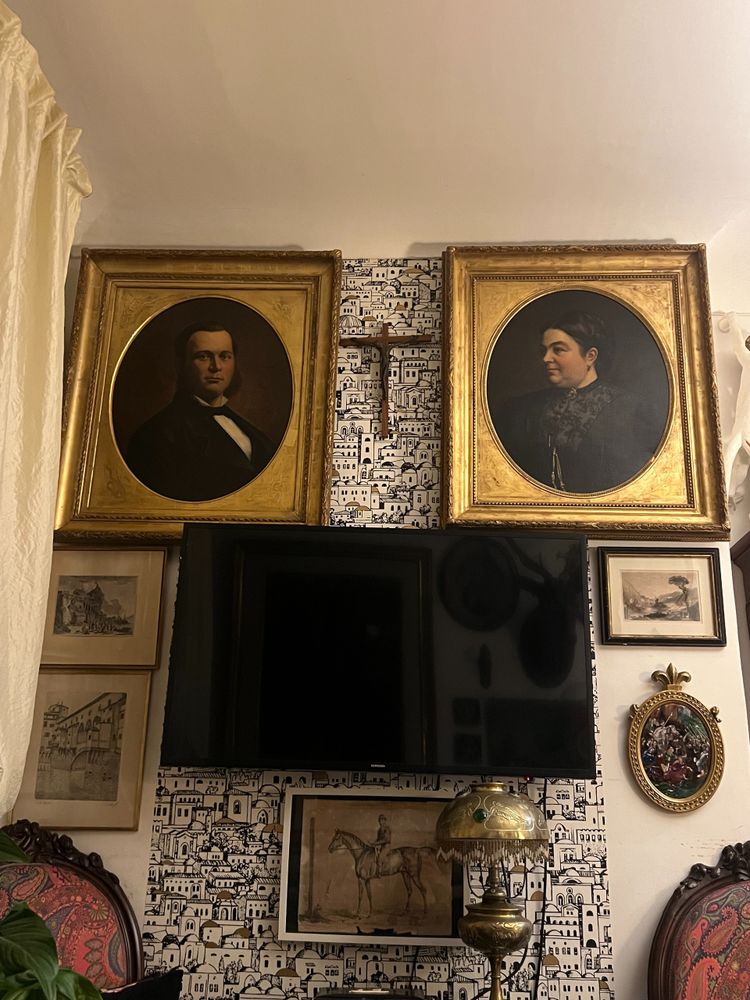 Pair of portraits, Oil on canvas, 19th century