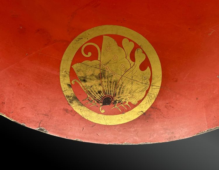 Chapeau D’arme Plat De Samouraï, Clan Des Taïra. Signé. Japon, Période Edo (1603-1868)