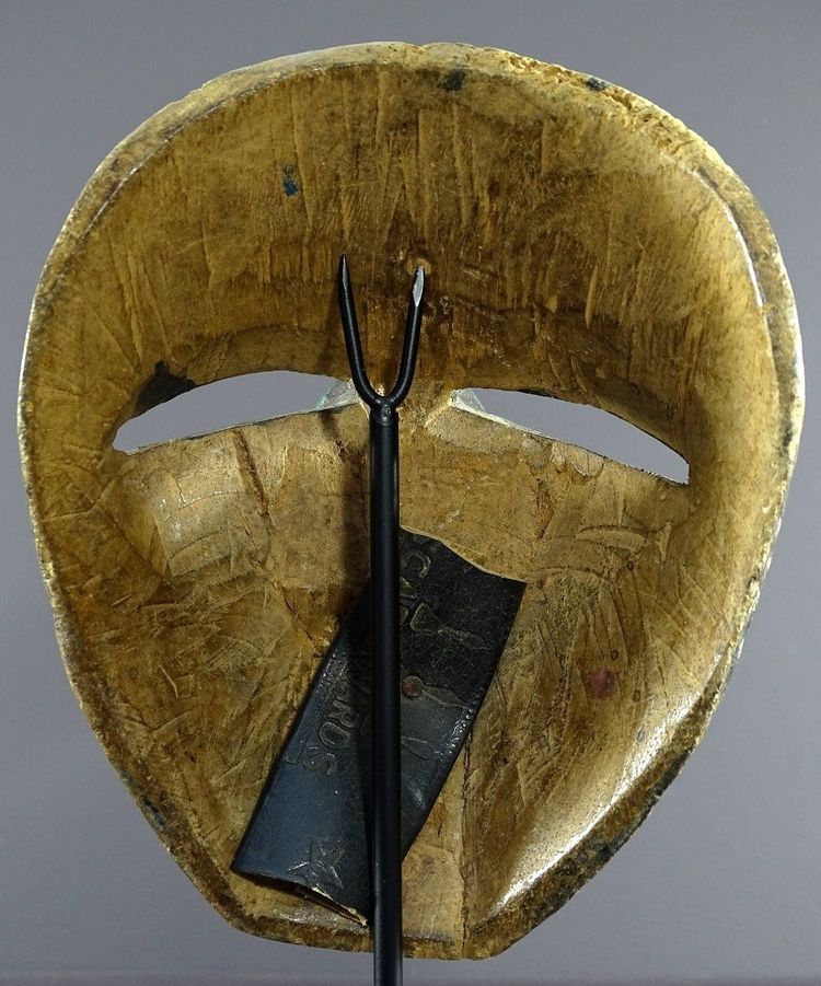 Indonesia, Java Island, Râmâyana Theater, Polychrome Wooden Raksasa Mask.