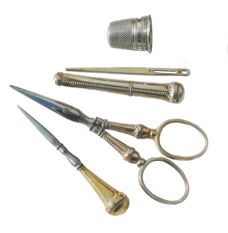 Small Box Sewing Kit Silver Vermeil Embroidery Scissors Thimble Case Needles