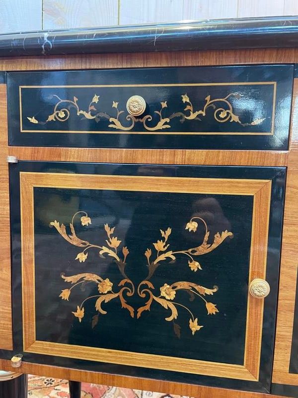 Paire de tables de chevets de style Louis XVI JANSEN