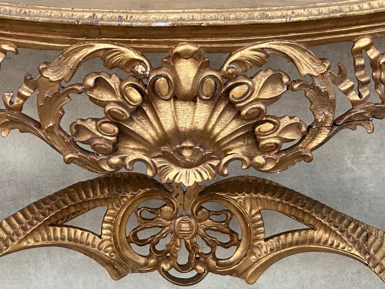 Console moderna