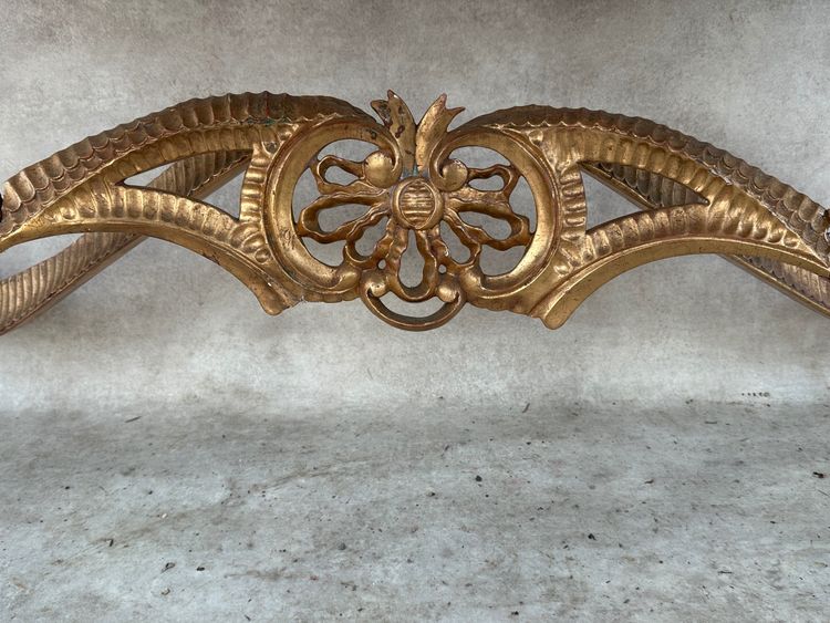 Console moderna