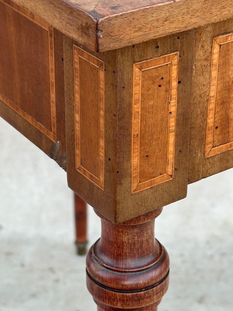 Table bureau