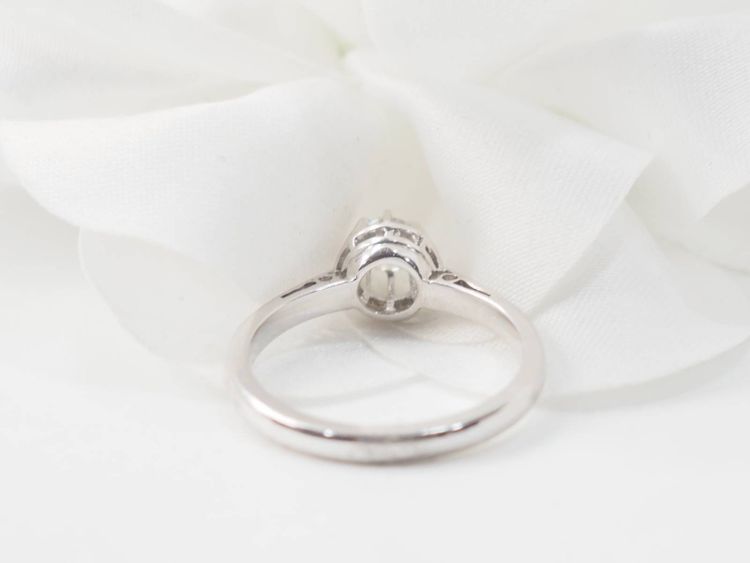 Solitaire in white gold and 0.23ct diamond