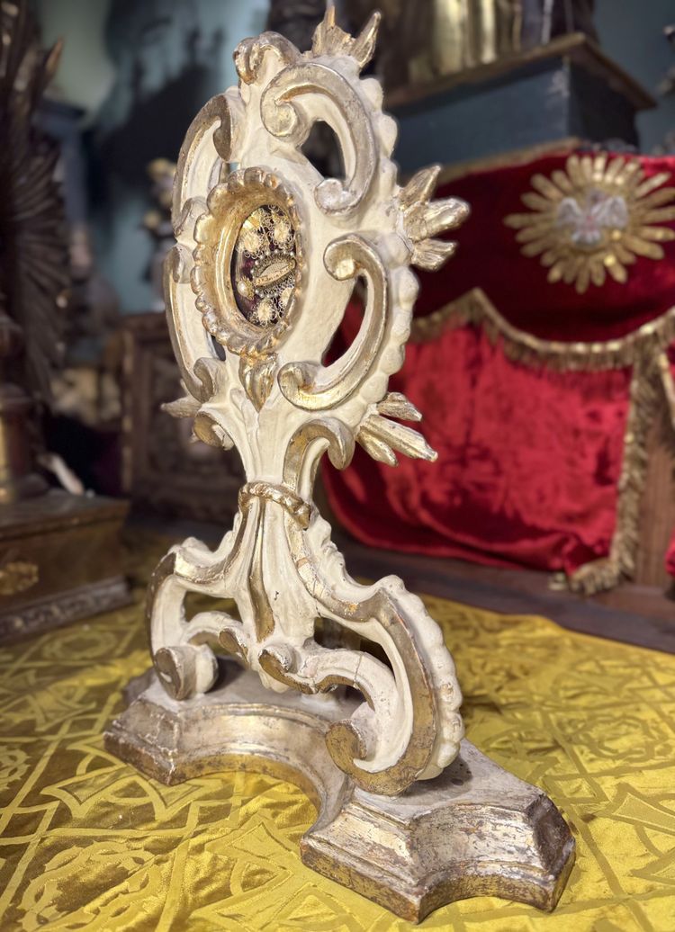 Monstrance reliquary of Sainte Victoire.
